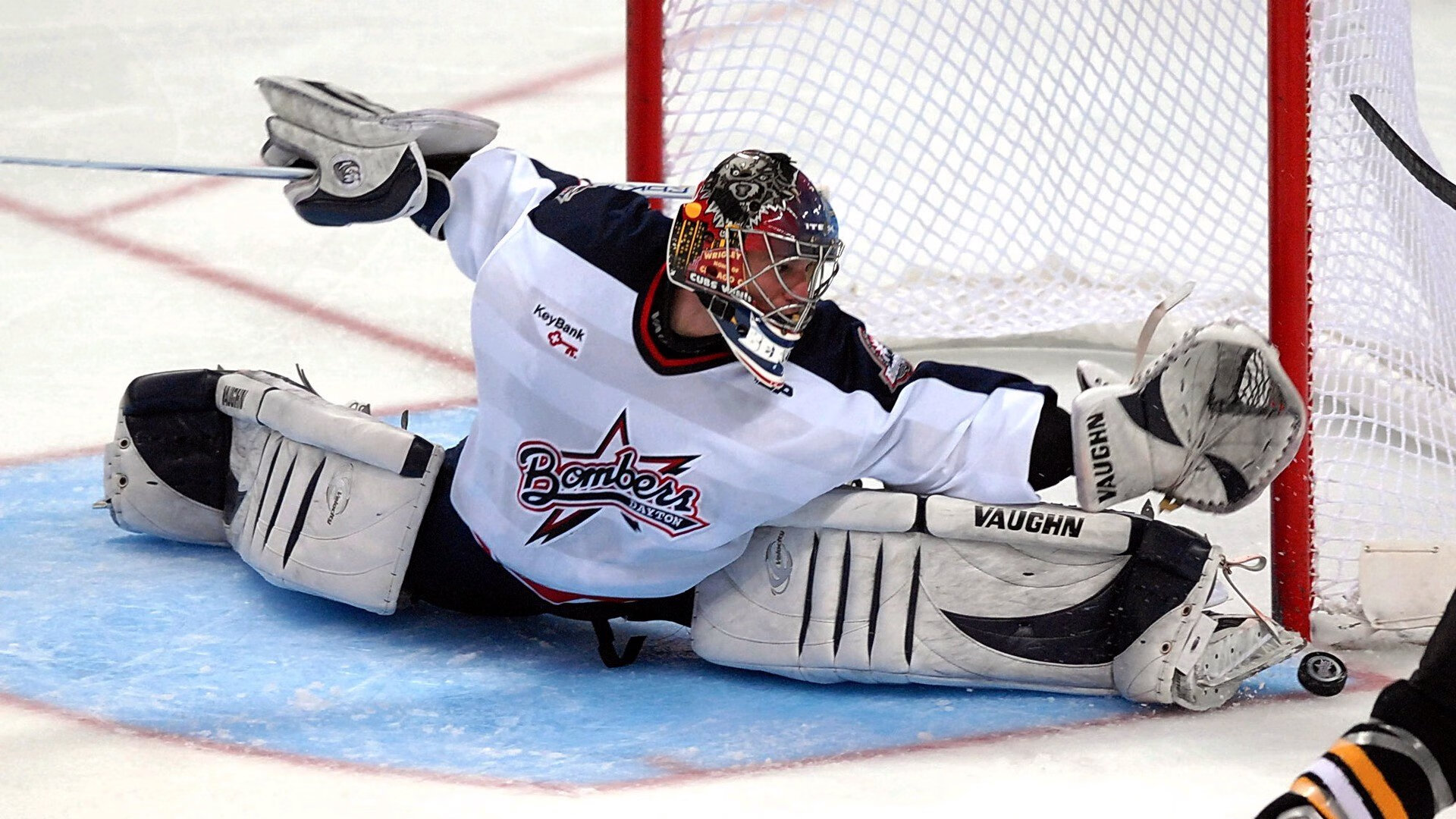 《PUBGMobile》新地图“荒漠”焕新赛场,挑战无限可能